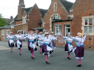 [Error! Image P5200003.JPG is not available.]