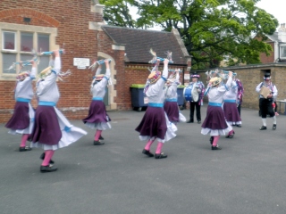 [Error! Image P5200006.JPG is not available.]