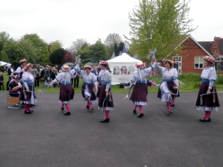 [Error! Image P5200010.JPG is not available.]