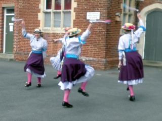 [Error! Image P5200049.JPG is not available.]