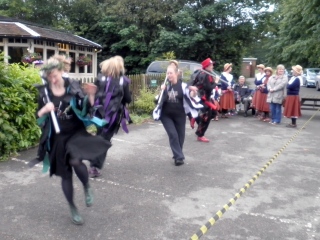 [Error! Image P6120021.JPG is not available.]