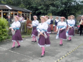 [Error! Image P6120048.JPG is not available.]