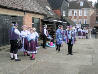 [Error! Image PA070122.JPG is not available.]