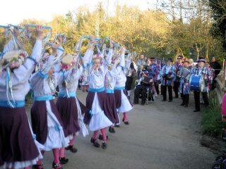 [Error! Image P5010075.JPG is not available.]