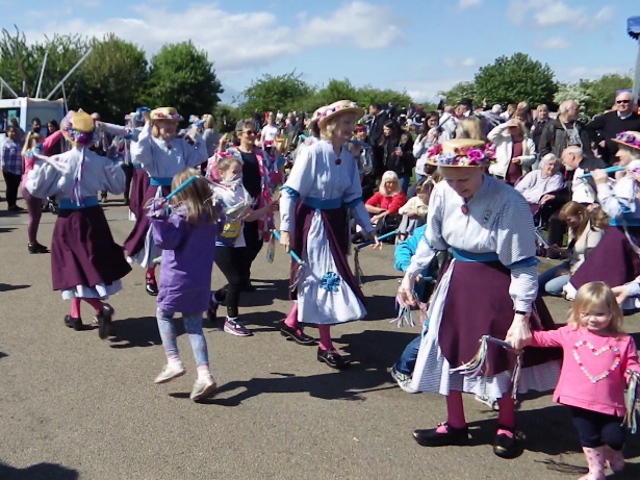 [Error! Image IMGP3206b.JPG is not available.]